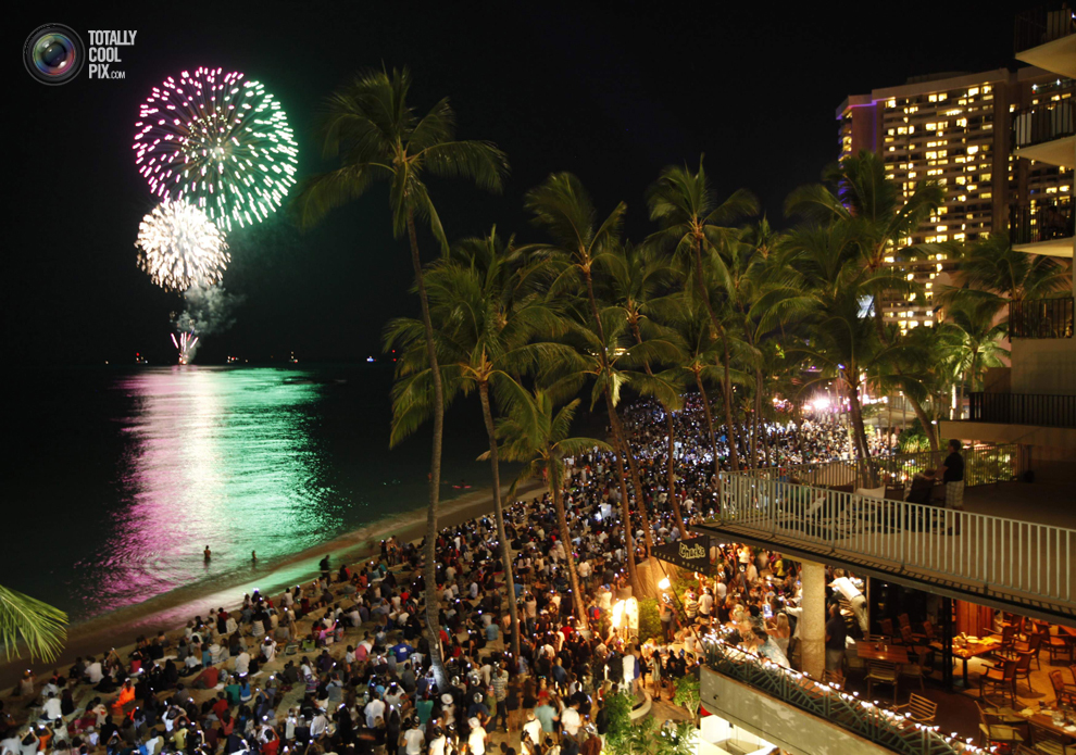 Новый год в Панаме. Новый год на Гавайях. Празднование нового года в Панаме. Новый год на Гавайских островах. Новый год шум