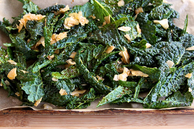 Crunchy Kale and Coconut Bowl - O‘ahu Fresh